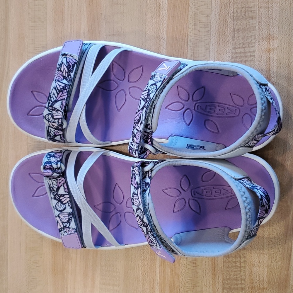 Keen Girl Sandals, Purple - Size 4 (Big Kid)